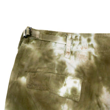 Load image into Gallery viewer, NEPENTHES TIE DYE CARGO SHORTS